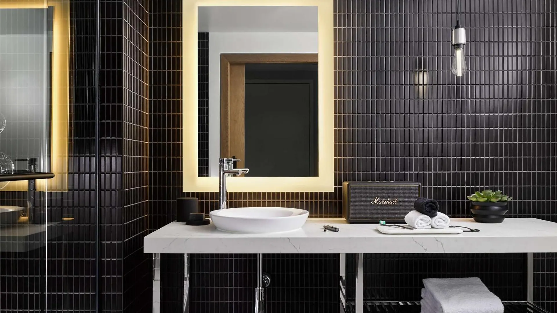 ****  The Sound Hotel Seattle Belltown, Tapestry Collection United States